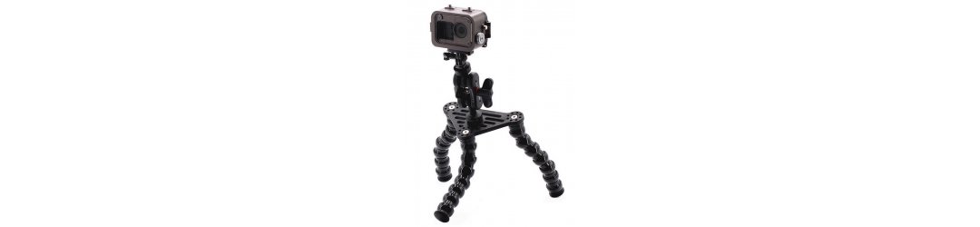 Underwater tripod with flexarm and 1-inch ball