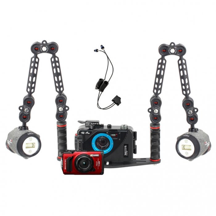 Olympus OM System Tg7  + Custodia Weefine WFH-TG PRO + Doppio Flash AOI Q1i Pack Fotografia Subacquea